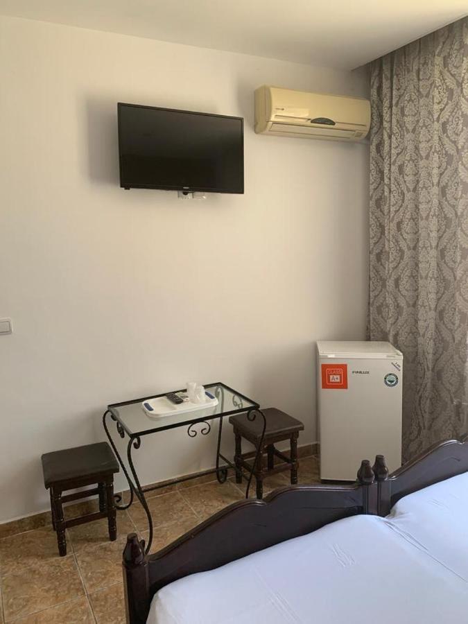 Hotel Jiul 에포리수드 외부 사진