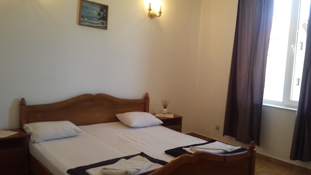 Hotel Jiul 에포리수드 객실 사진